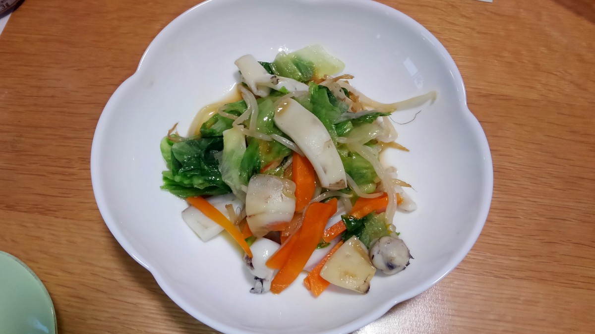 シリヤケイカの野菜炒め